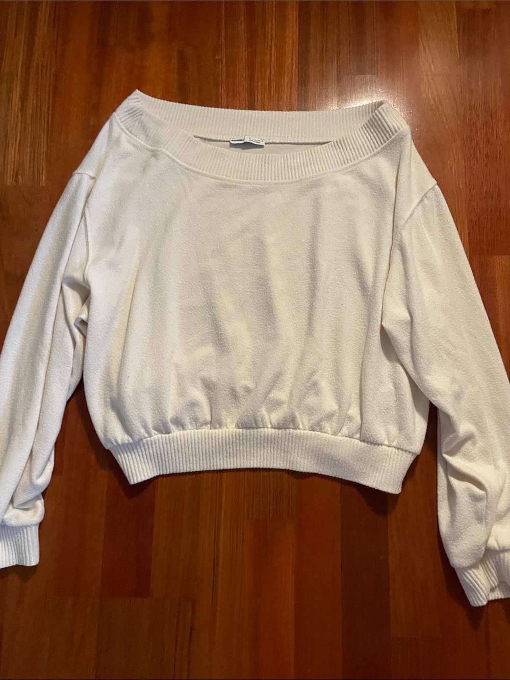 Bershka Cream Off-Shoulder Cropped Sweater